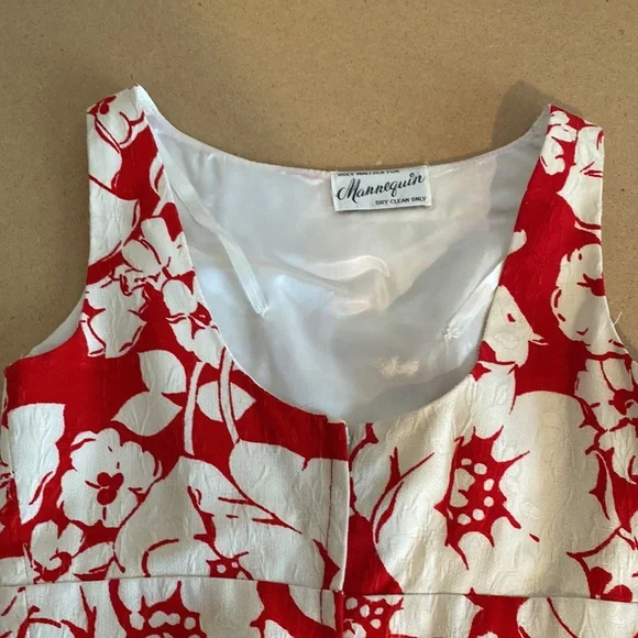 Vintage Huey Waltzer for Mannequin. Beautifully made dress. High Waisted. - Picture 7 of 12